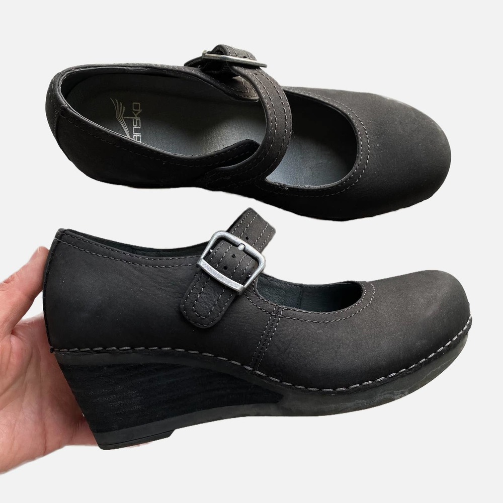 Dansko Sandra Black Mary Jane Wedge Leather with Stacked wedge heel Size 37